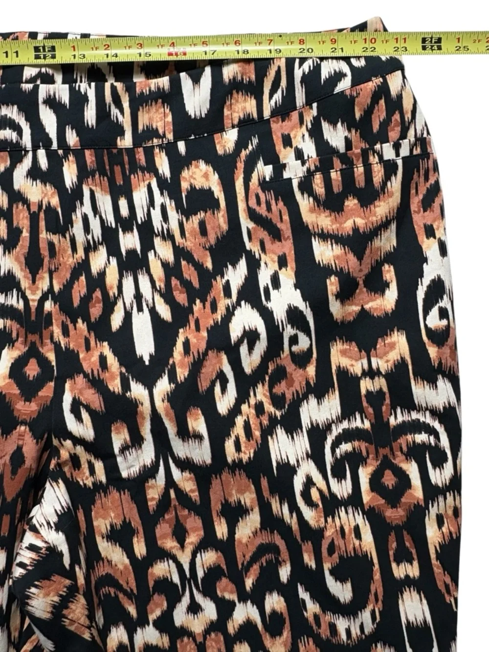Soft Surroundings Superla Slim Leg Ankle Pants Size 3X Animal Ikat Print $100 - Picture 6 of 10